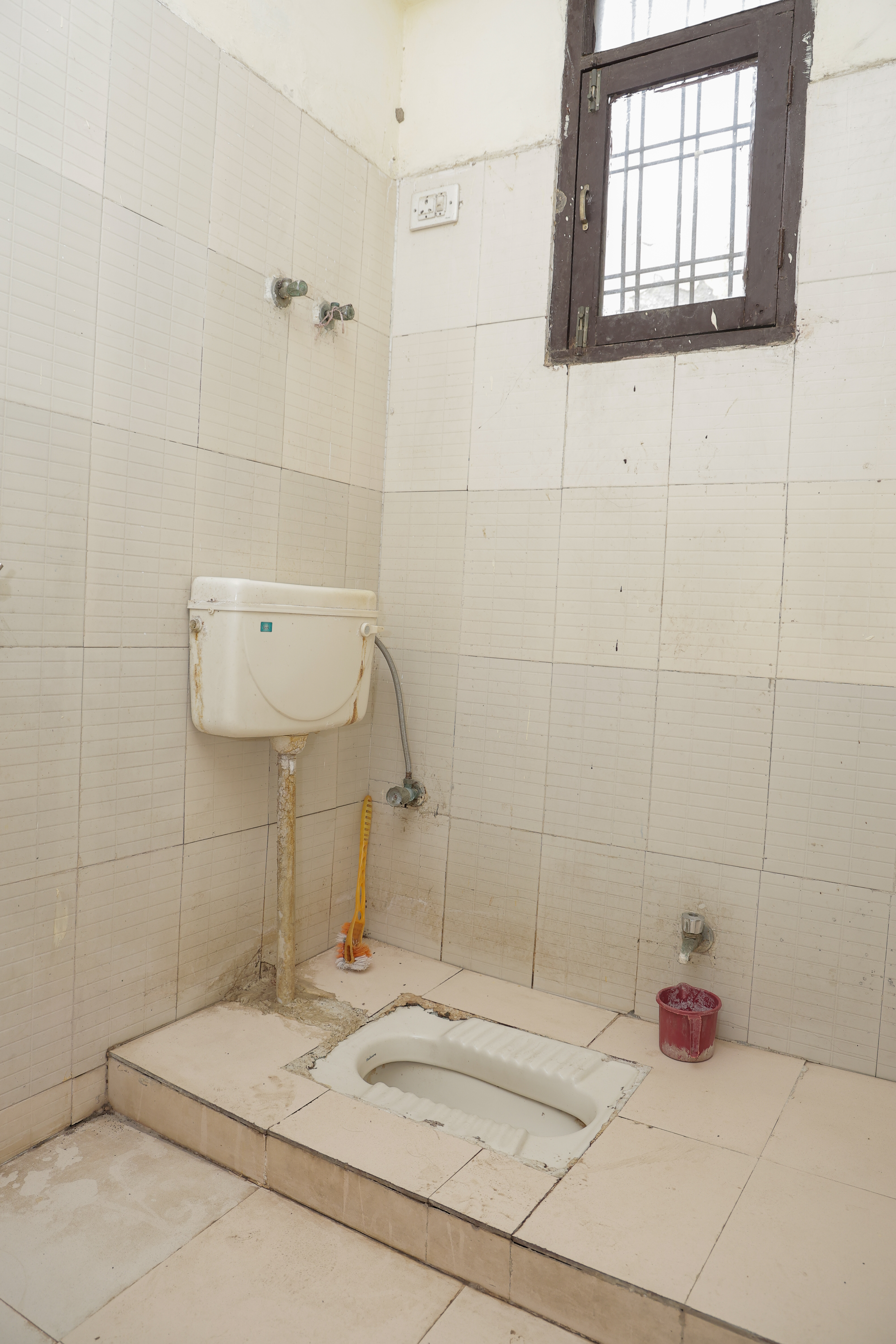 Punjab National Bank Auctions for Residential property in Mathura, Uttar Pradesh image 13 of 25 in Mathura, Mathura | Punjab National Bank auction property