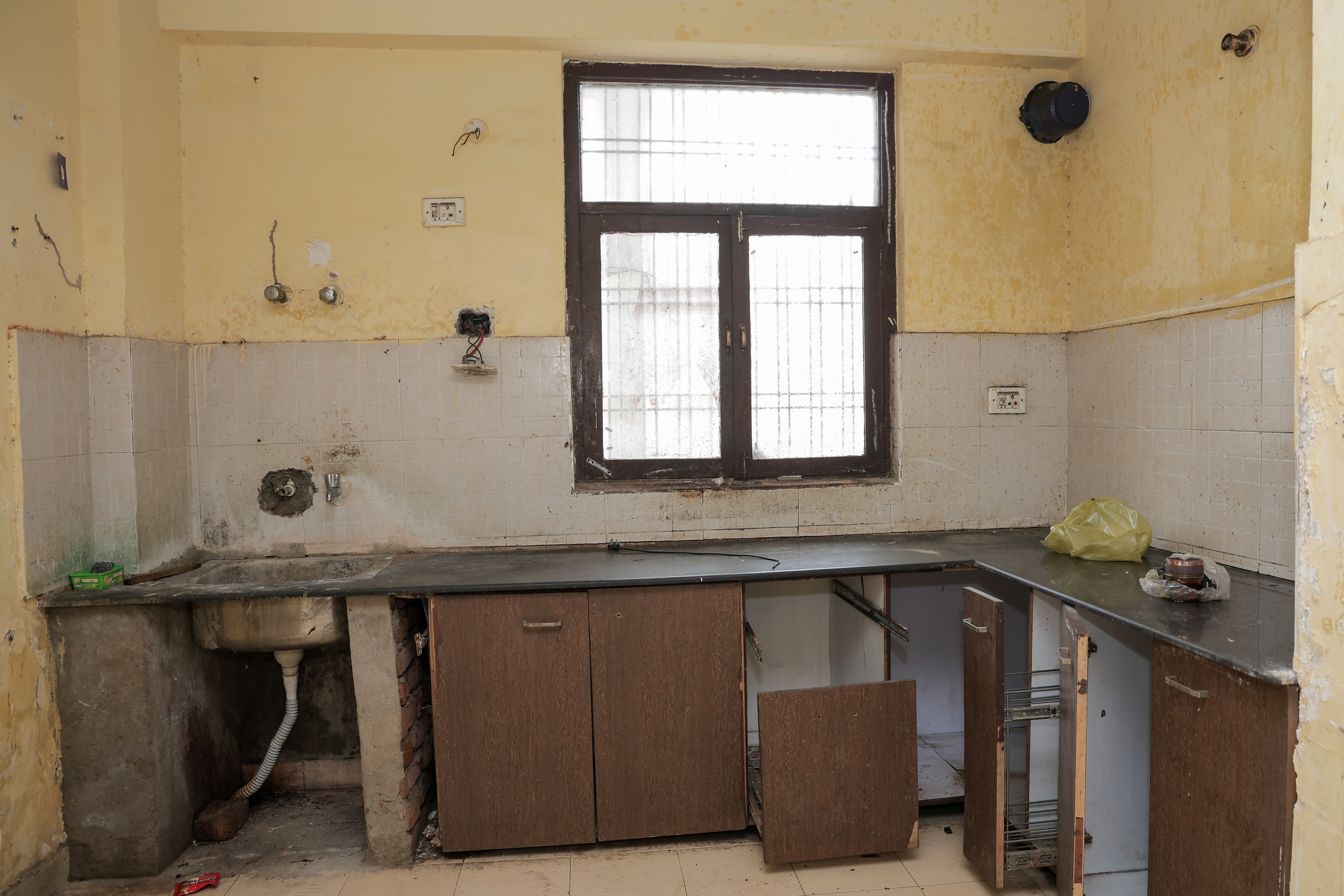 Punjab National Bank Auctions for Residential property in Mathura, Uttar Pradesh image 12 of 17 in Mathura, Mathura | Punjab National Bank auction property