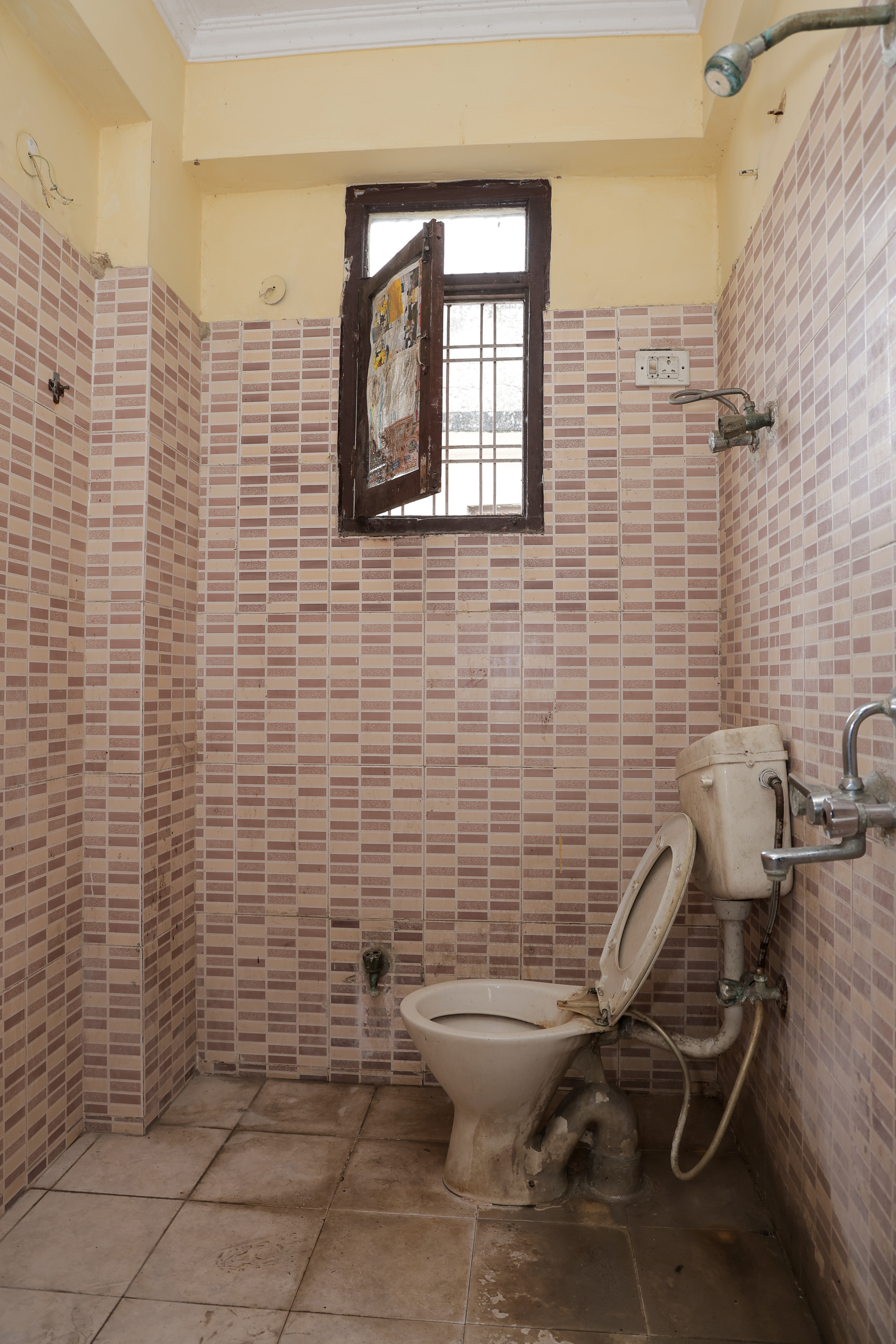 Punjab National Bank Auctions for Residential property in Mathura, Uttar Pradesh image 4 of 17 in Mathura, Mathura | Punjab National Bank auction property