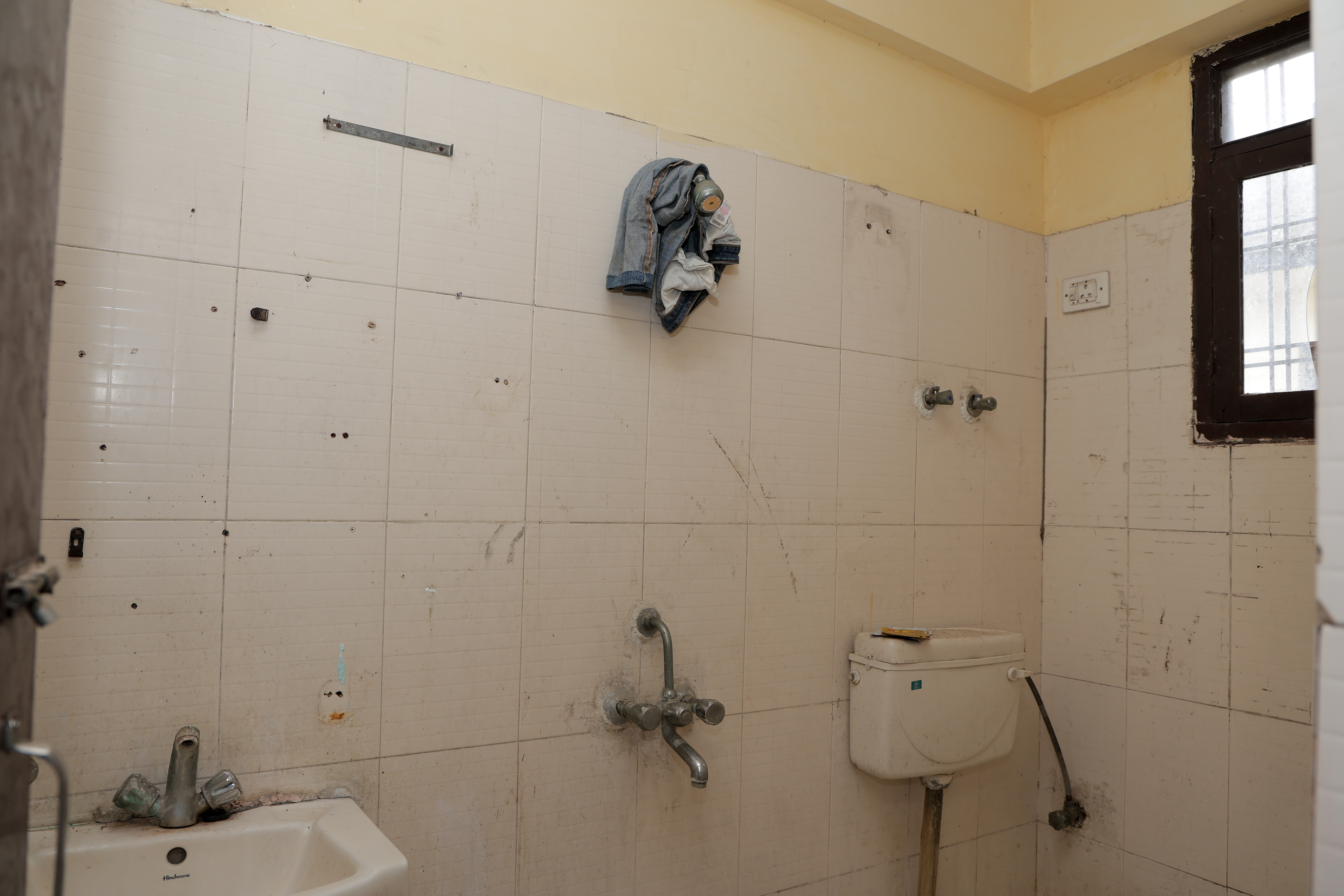 Punjab National Bank Auctions for Residential property in Mathura, Uttar Pradesh image 7 of 17 in Mathura, Mathura | Punjab National Bank auction property
