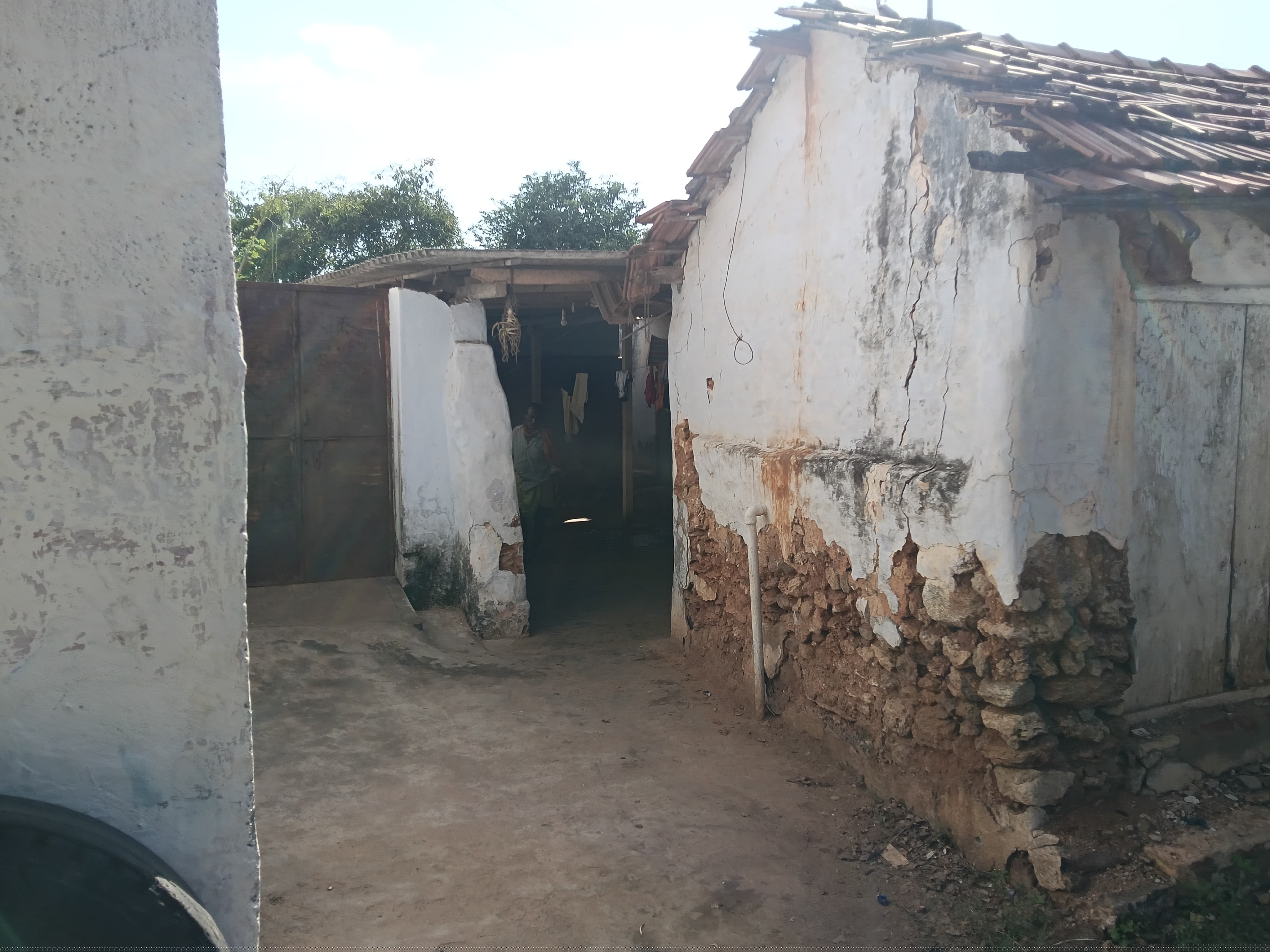 Punjab National Bank Auctions for Residential property in Tiruppur, Tamil Nadu image 2 of 15 in Palladam, Tiruppur | Punjab National Bank auction property