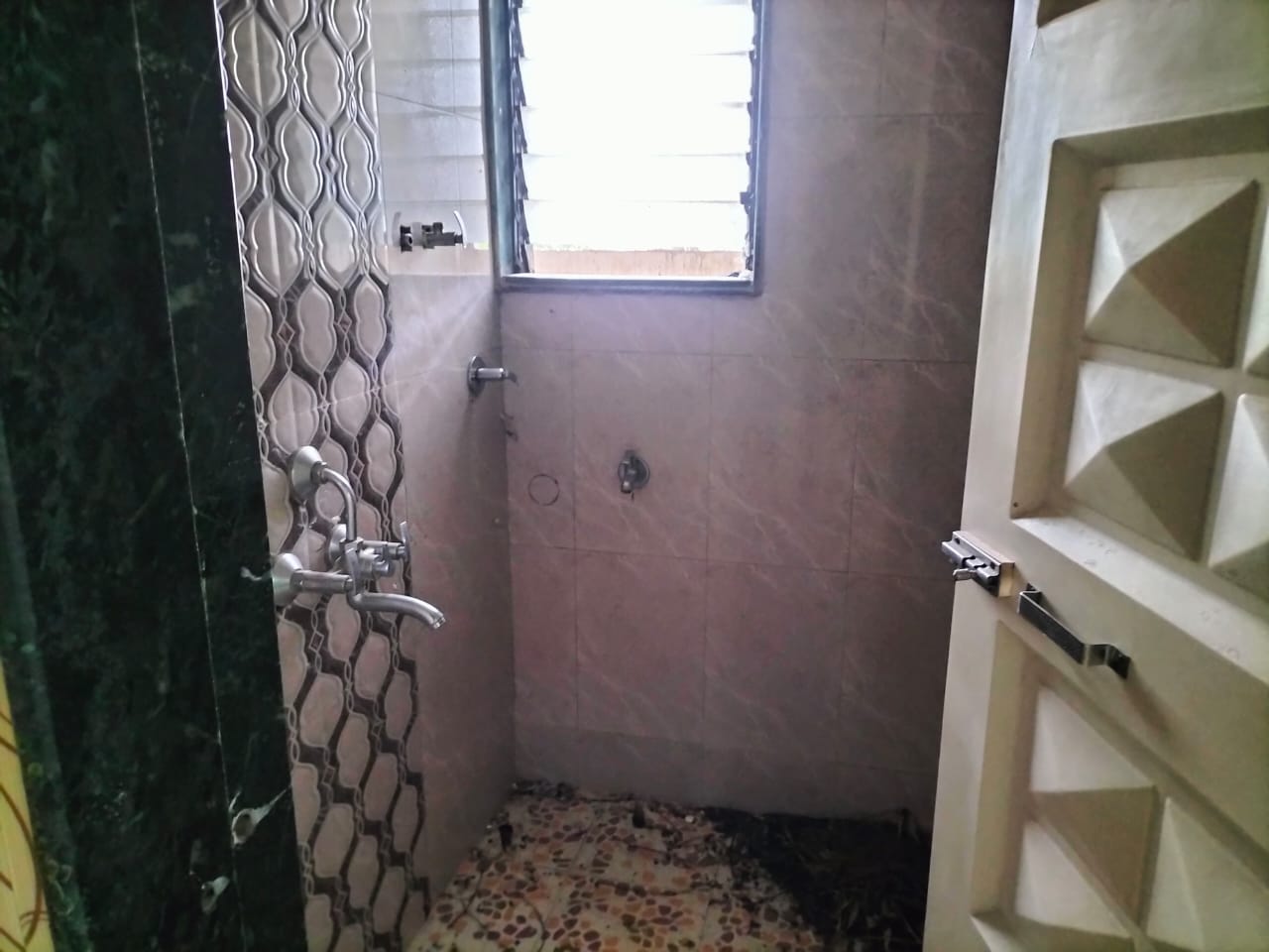 Bank of Baroda Auctions for Residential property in Raigad, Maharashtra image 6 of 14 in Dadar, Raigad | Bank of Baroda auction property
