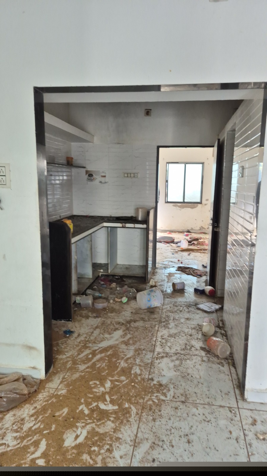 Central Bank of India Auctions for Residential property in Surat, Gujarat image 2 of 3 in Surat, Surat | Central Bank of India auction property