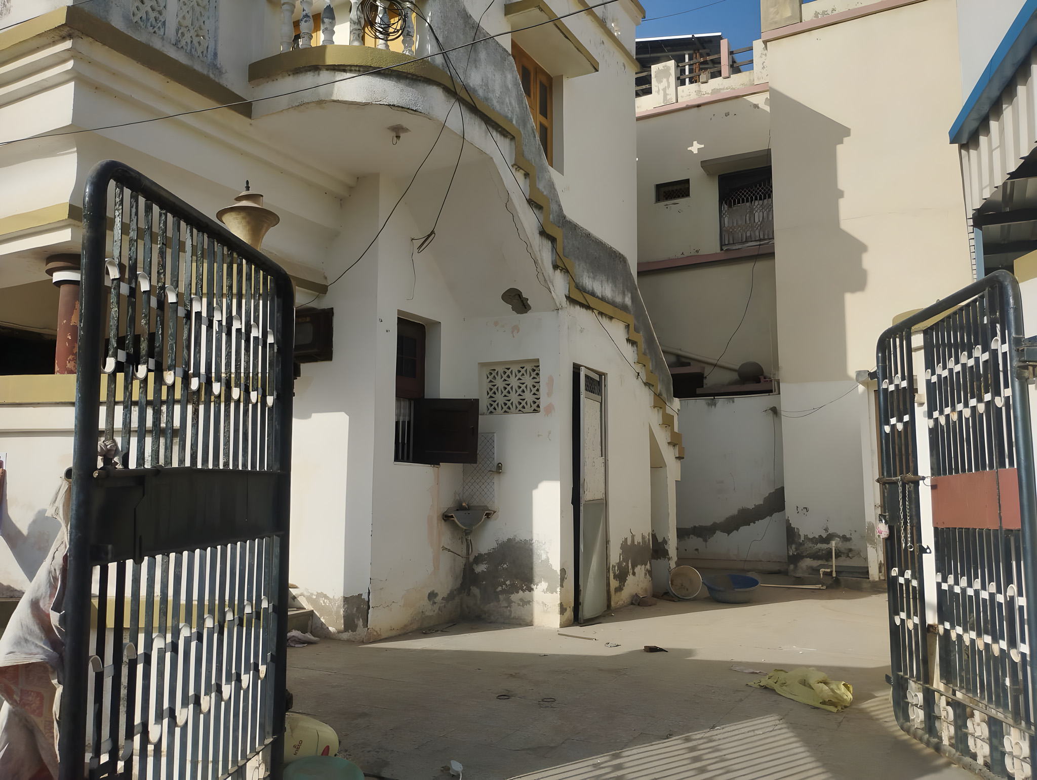 State Bank of India Auctions for Residential property in Banaskantha, Gujarat image 4 of 17 in Dhanera, Banaskantha | State Bank of India auction property