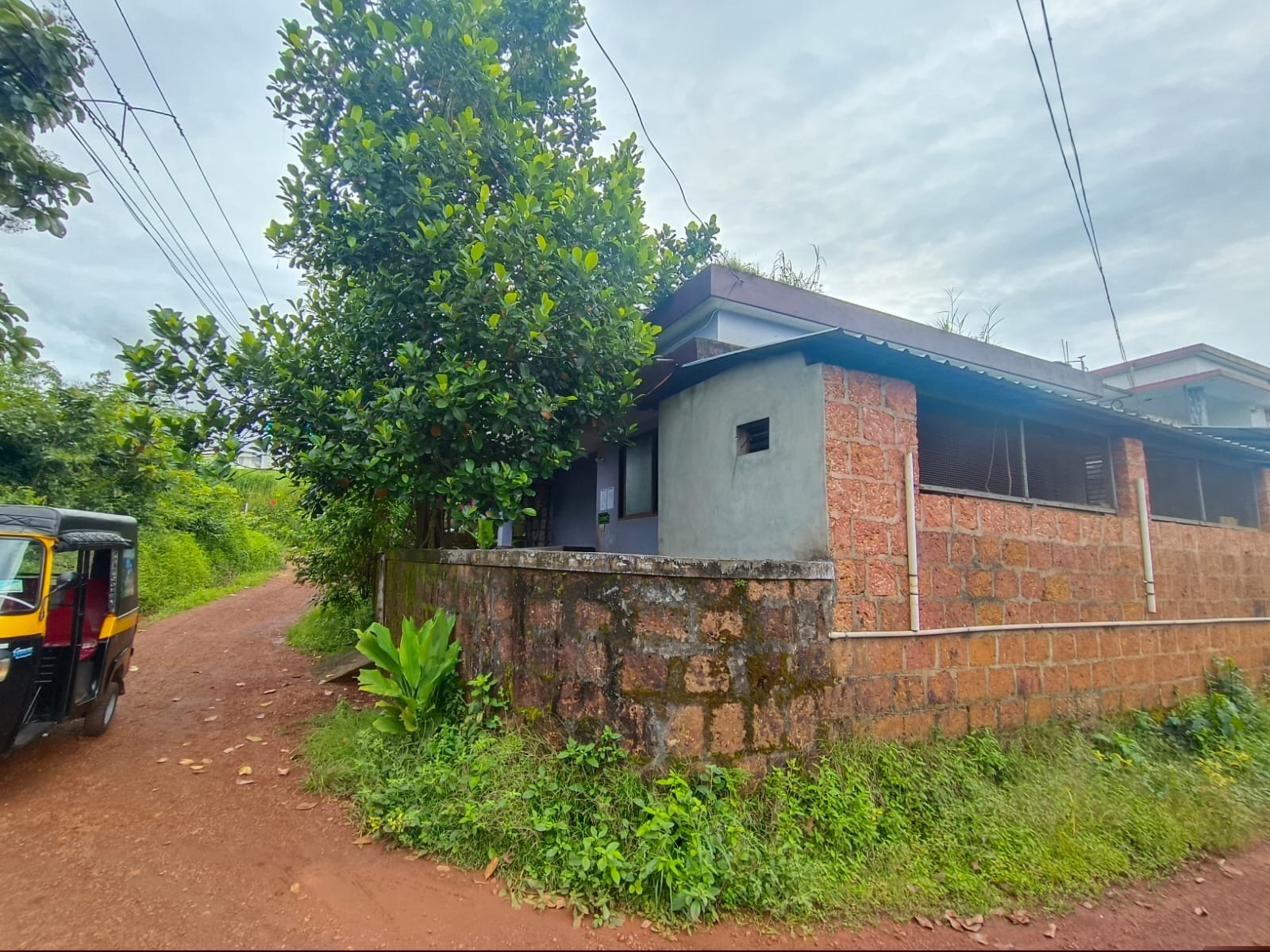 Punjab National Bank Auctions for Residential property in Kannur, Kerala image 2 of 7 in Kurumathur, Kannur | Punjab National Bank auction property