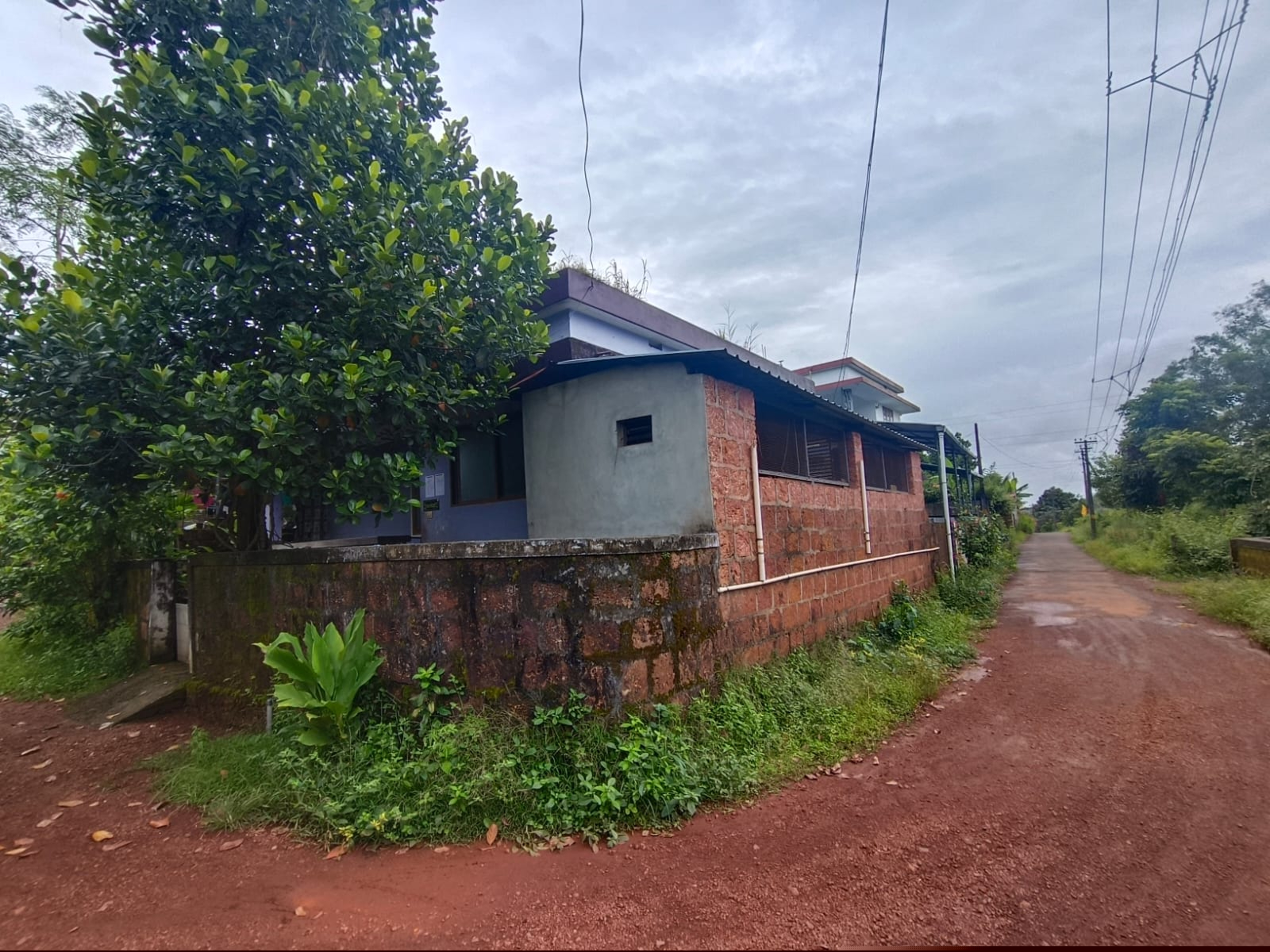 Punjab National Bank Auctions for Residential property in Kannur, Kerala image 4 of 7 in Kurumathur, Kannur | Punjab National Bank auction property