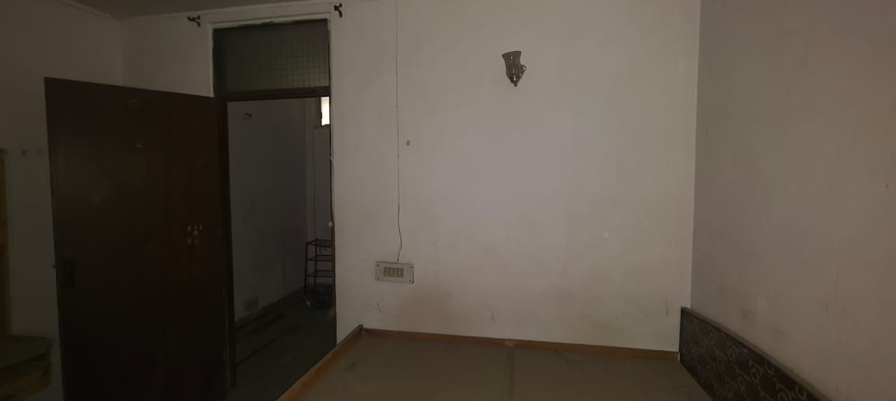 Punjab National Bank Auctions for Residential property in New Delhi, Delhi image 9 of 16 in New Delhi, New Delhi | Punjab National Bank auction property