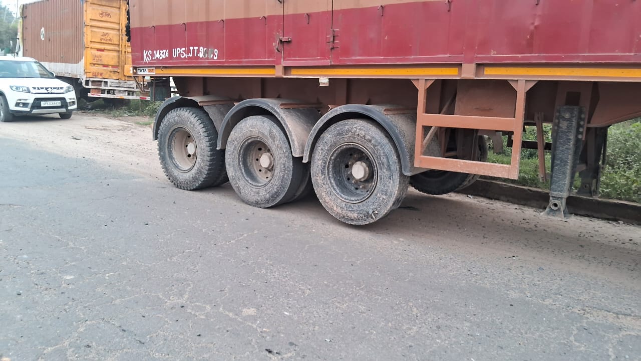 State Bank of India Auctions for Vehicle Auctions property in Sant Kabir Nagar, Uttar Pradesh image 2 of 4 in Khalilabad, Sant Kabir Nagar | State Bank of India auction property