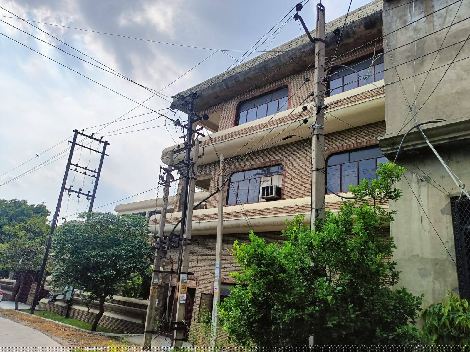Punjab National Bank Auctions for Industrials property in Jalandhar, Punjab image 4 of 15 in Jalandhar, Jalandhar | Punjab National Bank auction property
