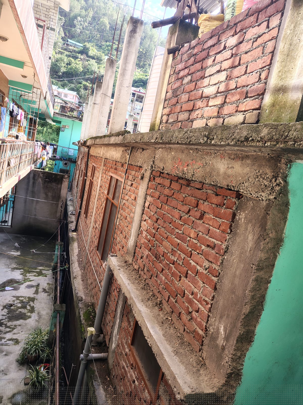 Punjab National Bank Auctions for Residential property in Kullu, Himachal Pradesh image 2 of 4 in Kullu, Kullu | Punjab National Bank auction property