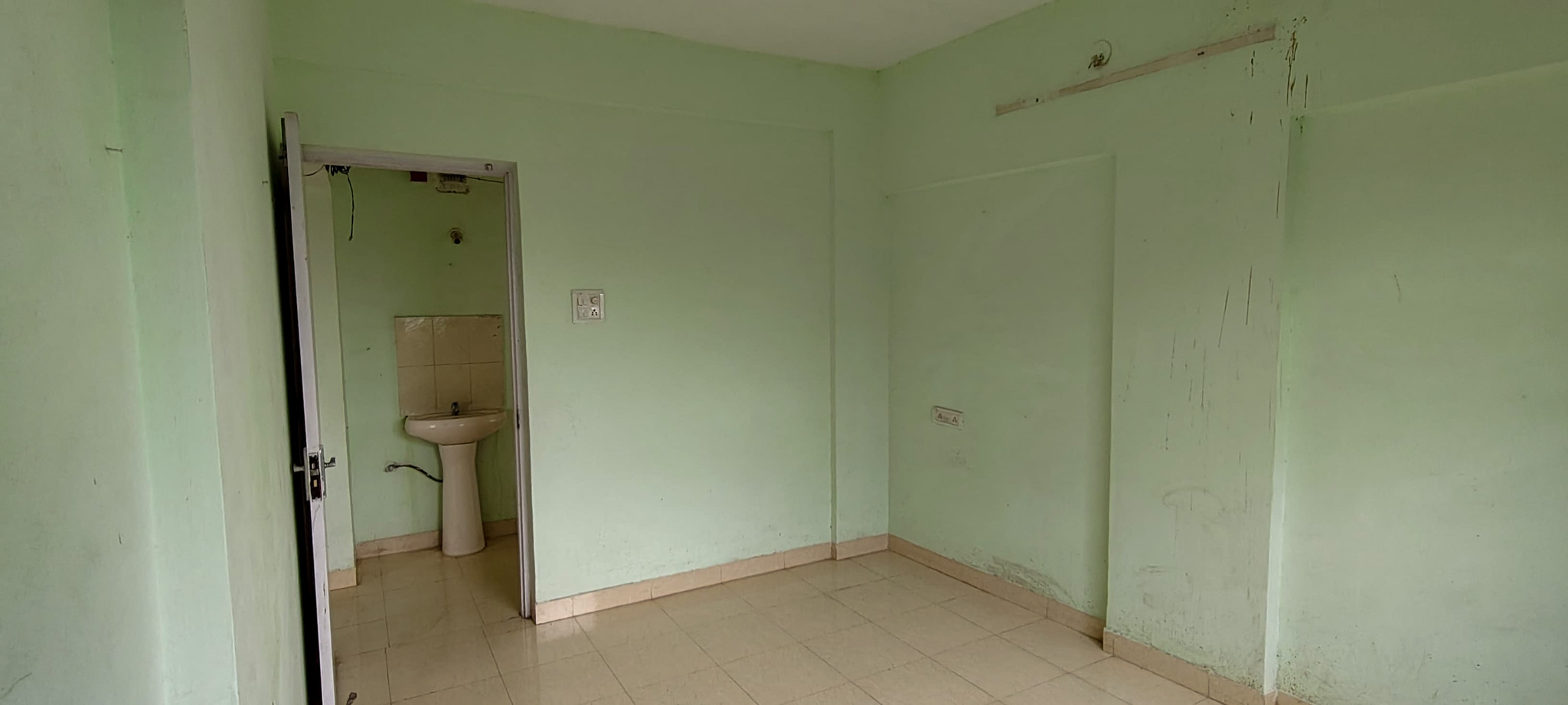 State Bank of India Auctions for Residential property in Pune, Maharashtra image 11 of 22 in Pimpri Chinchwad, Pune | State Bank of India auction property