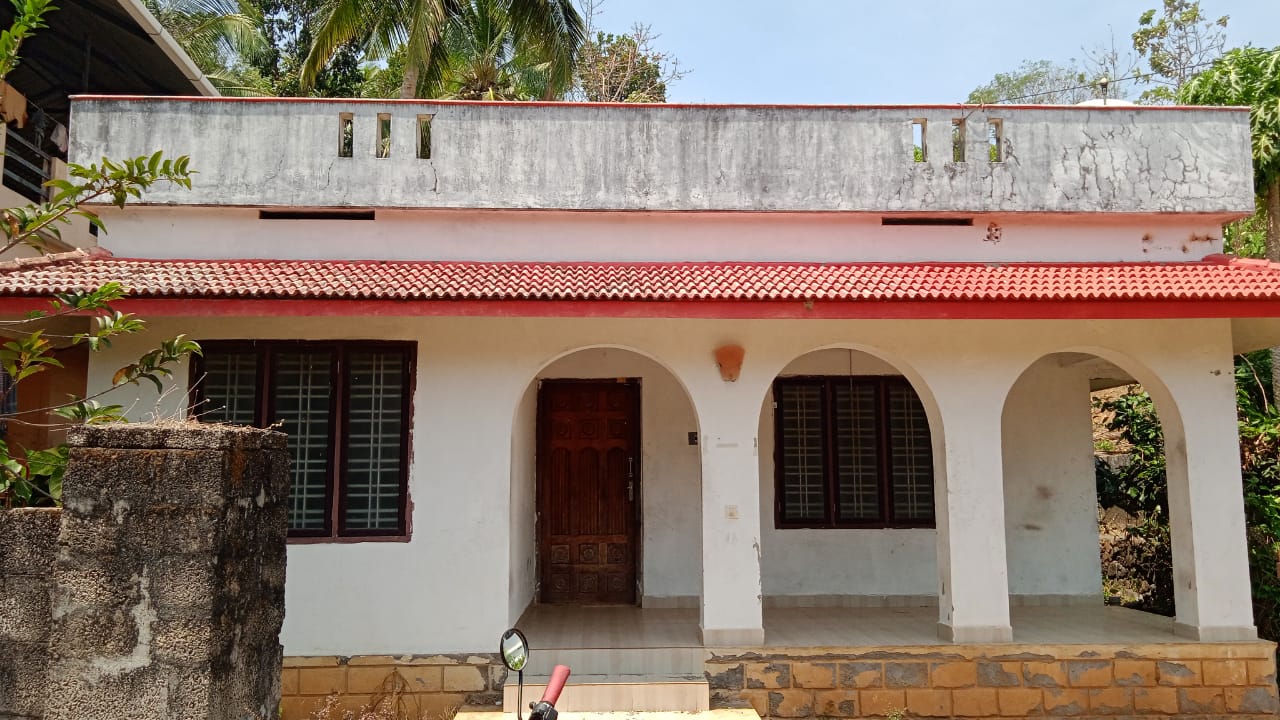 Punjab National Bank Auctions for Residential property in Thrissur, Kerala image 2 of 6 in Enkakkad, Thrissur | Punjab National Bank auction property