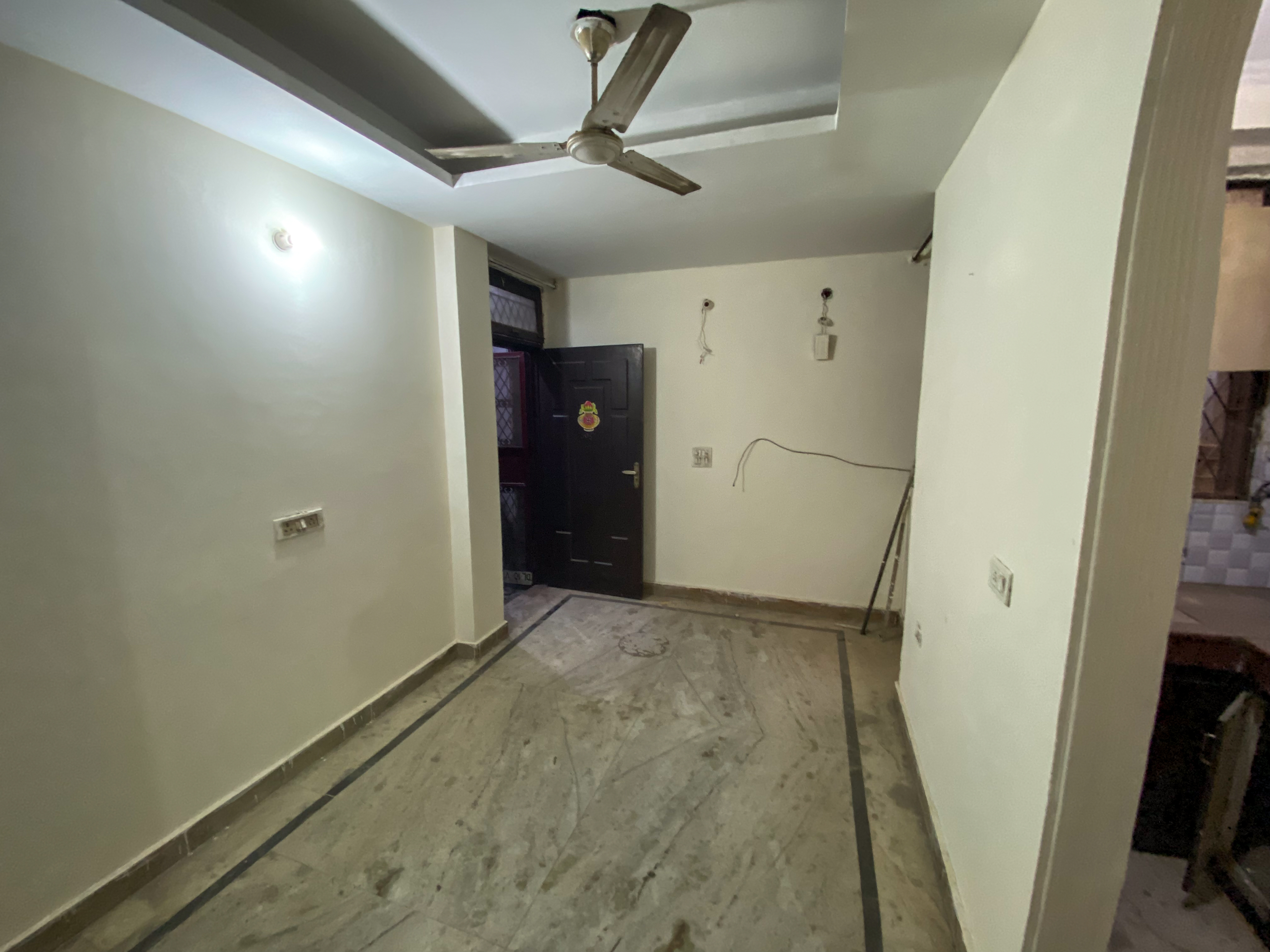 Central Bank of India Auctions for Residential property in New Delhi, Delhi image 2 of 18 in New Delhi, New Delhi | Central Bank of India auction property