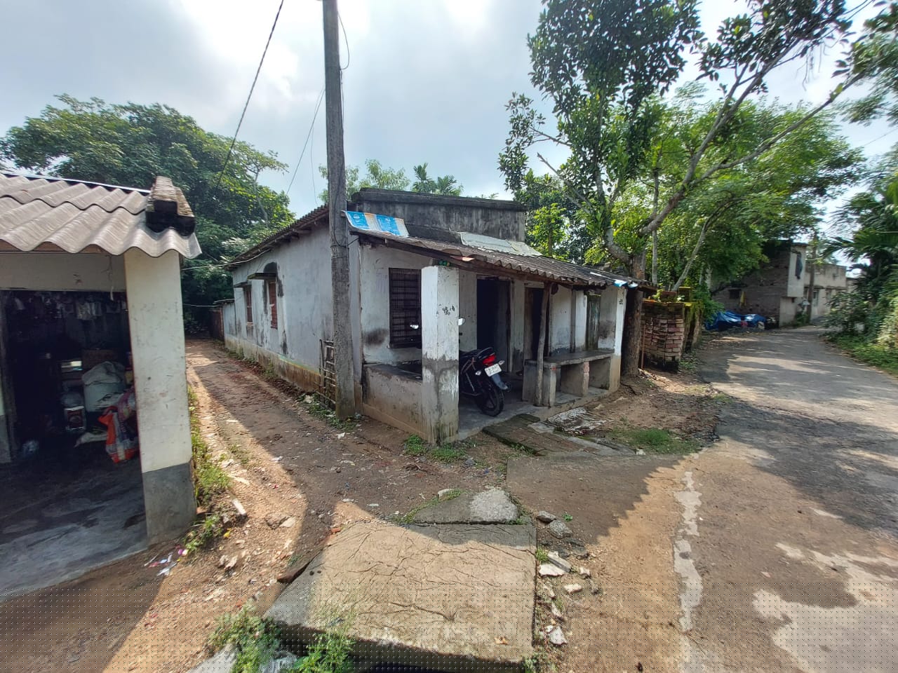 Punjab National Bank Auctions for Residential property in Hooghly, West Bengal image 6 of 6 in Baksa, Hooghly | Punjab National Bank auction property