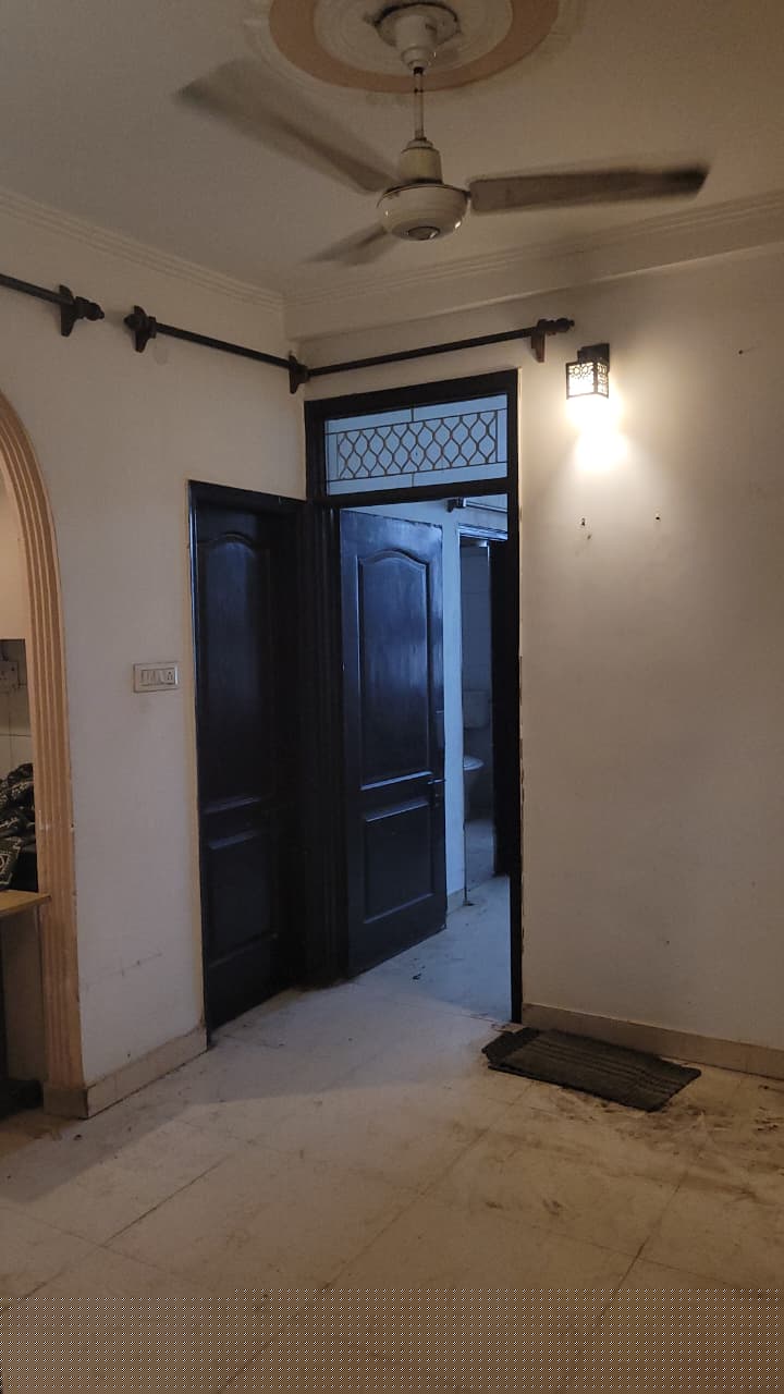 Central Bank of India Auctions for Residential property in New Delhi, Delhi image 5 of 13 in New Delhi, New Delhi | Central Bank of India auction property