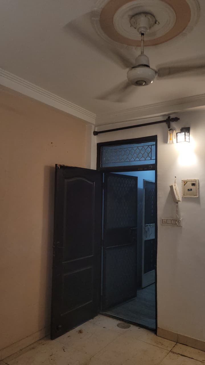 Central Bank of India Auctions for Residential property in New Delhi, Delhi image 8 of 13 in New Delhi, New Delhi | Central Bank of India auction property