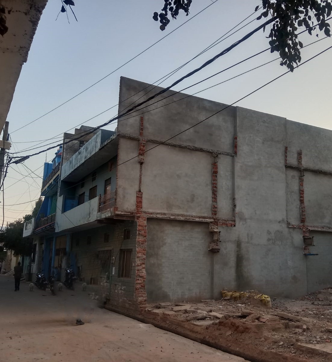 Punjab National Bank Auctions for Residential property in Gwalior, Madhya Pradesh image 4 of 4 in Buzurg, Gwalior | Punjab National Bank auction property