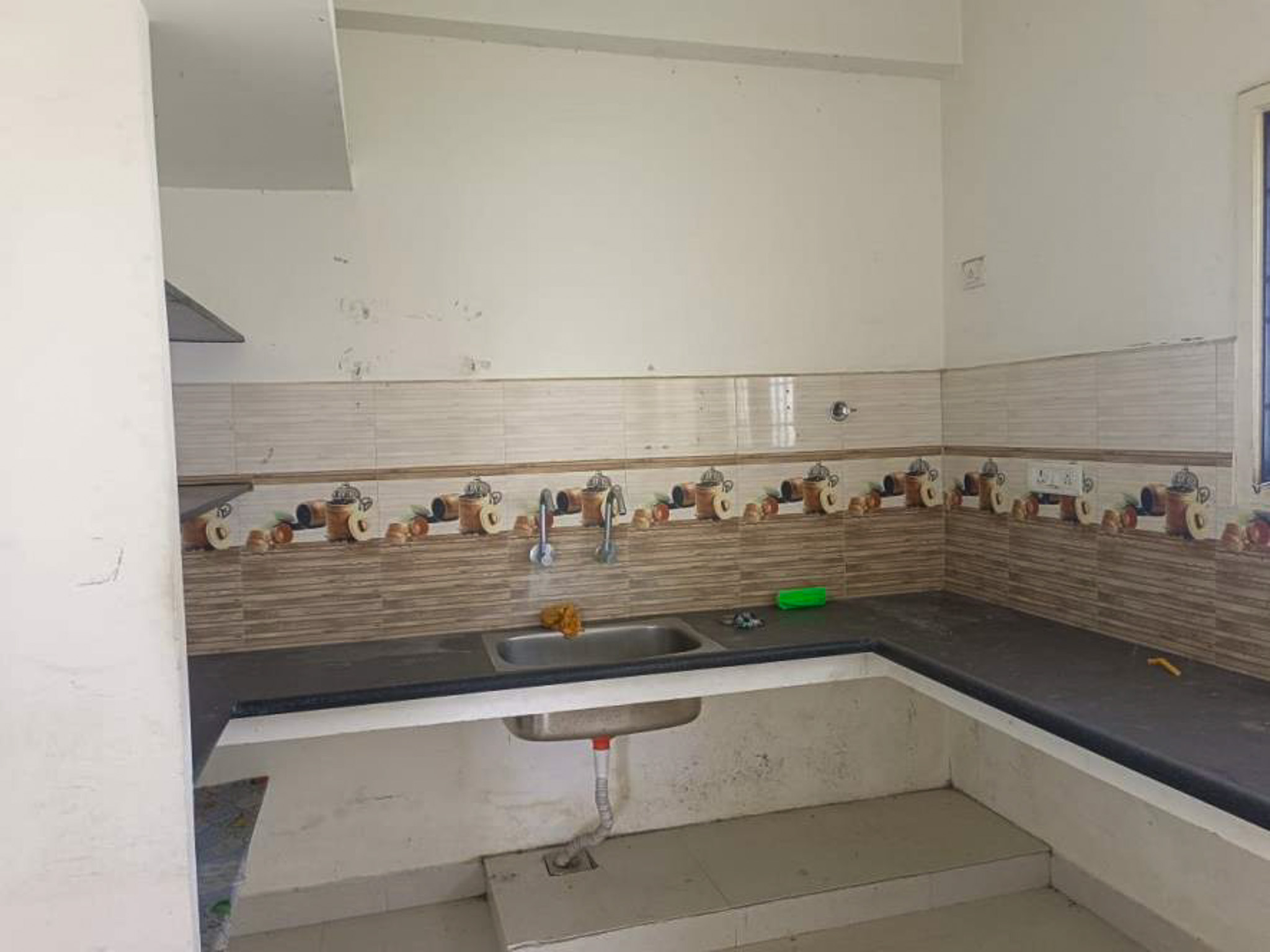 State Bank of India Auctions for Residential property in Chennai, Tamil Nadu image 14 of 18 in Chennai, Chennai | State Bank of India auction property